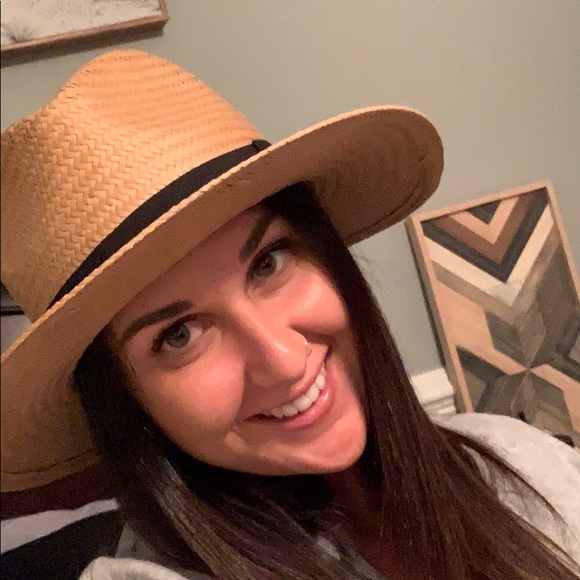 Cute vacation hat - Picture 2 of 4